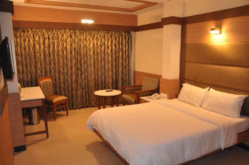 Hotel Sms Grand Inn Vellore Exterior foto